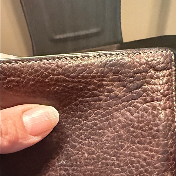 Dockers Textured Brown Leather Wallet - Picture 2 of 7